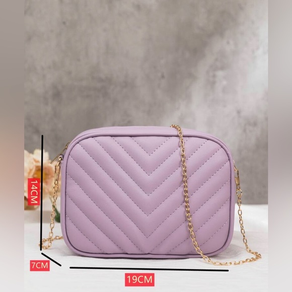 ❤️Lavender Quilted Chevron Chain Crossbody Purse - Picture 2 of 5